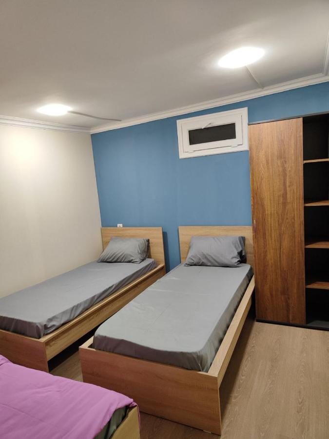 Guest House In The Small Center เยเรวาน ภายนอก รูปภาพ